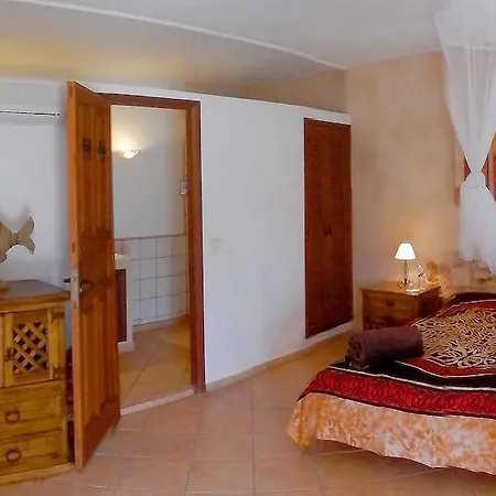 Finca La Colina 2*