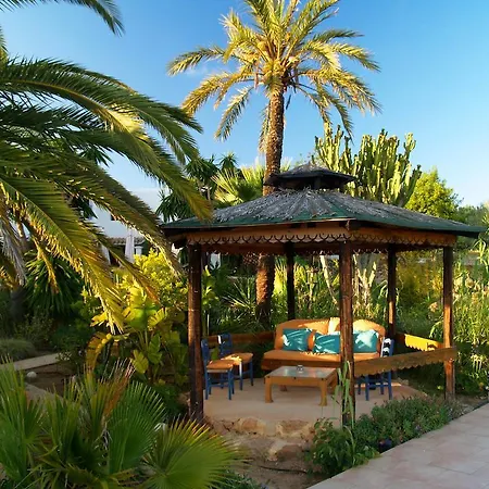 ゲストハウス Finca La Colina 2*